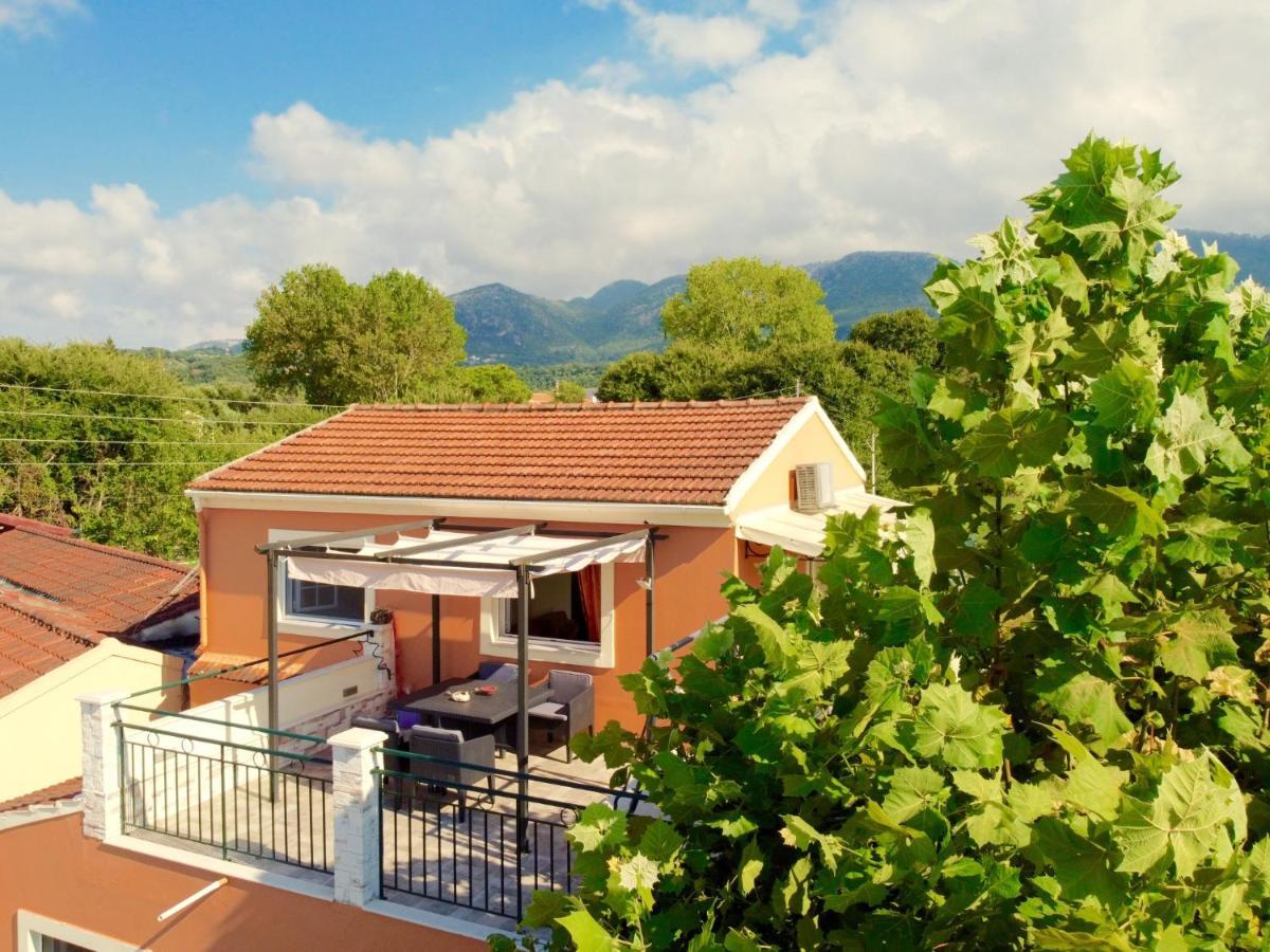 Asteraki Poolside Apartment By Dadovillas Acharavi  Ngoại thất bức ảnh